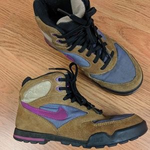 90's nike hiking boots